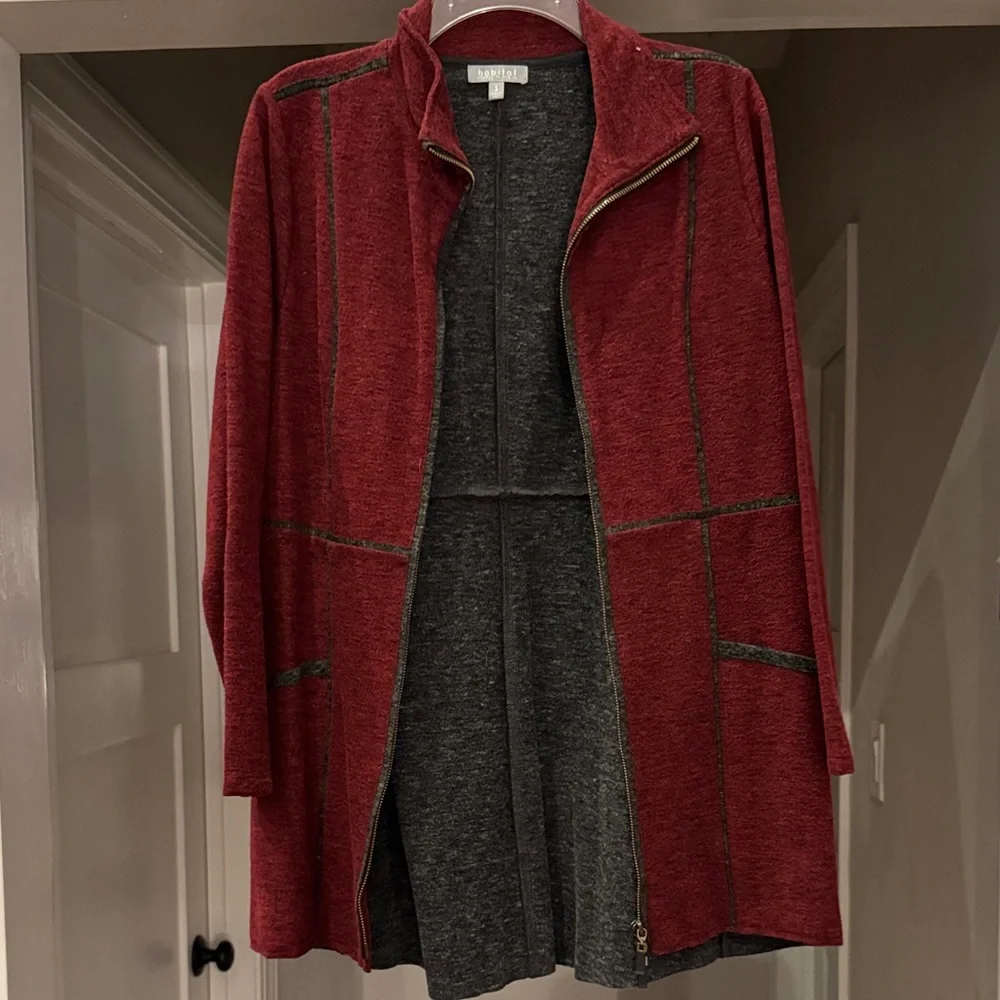 Habitat Burgundy and Gray Jacket - Picture 1 of 3